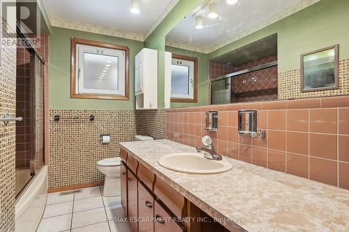 63 Marlowe Drive, Hamilton, ON - Indoor Photo Showing Bathroom