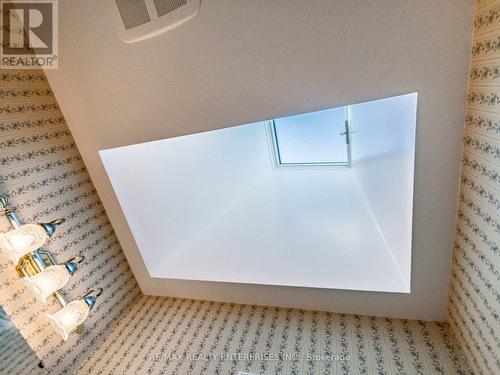 Skylight in Main Bathroom - 3016 Rymal Road, Mississauga, ON - Indoor Photo Showing Other Room
