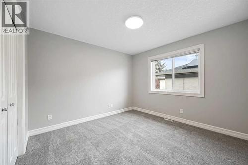 5619 Coach Hill Road Sw, Calgary, AB - Indoor Photo Showing Other Room