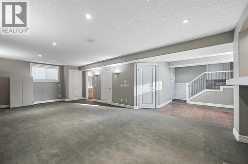 5619 Coach Hill Road Sw, Calgary, AB - Indoor Photo Showing Other Room