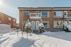 540  - 542 Rue Alexandre  Laval (Pont-Viau), QC H7G 3M5