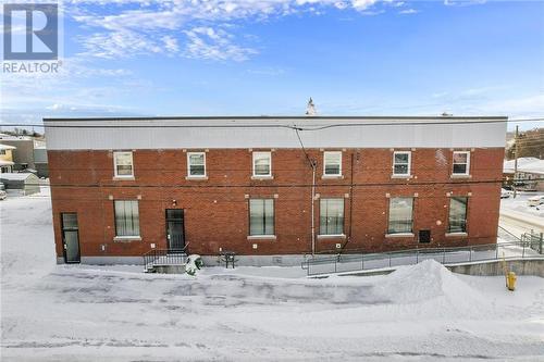 402 Frood Road  Sudbury, ON P3C 4Z8