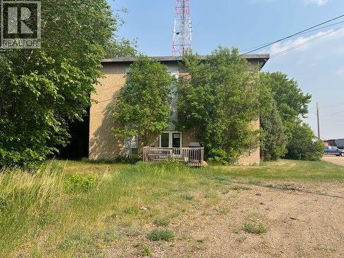 1009 1 Avenue, Wainwright, AB 