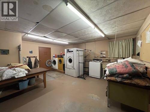 1009 1 Avenue, Wainwright, AB 