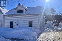 38 STANLEY STREET  Quinte West (Trenton Ward), ON K8V 4V2