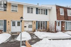 57 - 2300 OGILVIE ROAD  Ottawa, ON K1J 7X8