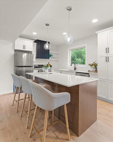 242 Kenaston Boulevard, Winnipeg, MB 