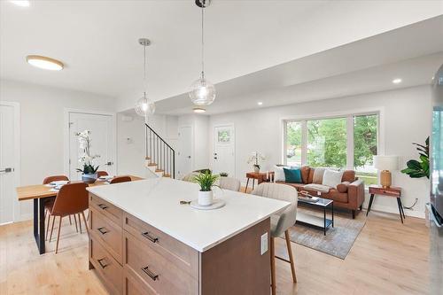 242 Kenaston Boulevard, Winnipeg, MB 