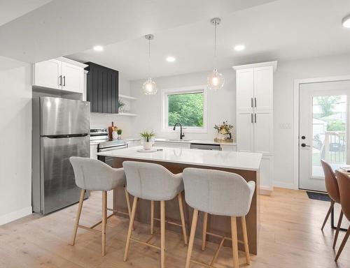 242 Kenaston Boulevard, Winnipeg, MB 