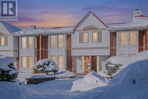 66 - 1 PLACE D'ARMES  Kingston (East Of Sir John A. Blvd), ON K7K 6S4