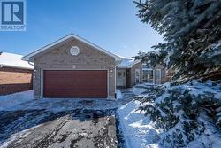 5 SIMCOE DRIVE  Belleville (Thurlow Ward), ON K8N 0N7