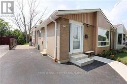 66 GLENVALE BOULEVARD  Brampton, ON L6S 1J2