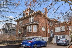 642 BOLIVAR STREET  Peterborough (Monaghan Ward 2), ON K9J 4S2