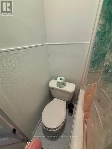 115 Carruthers Avenue, Ottawa, ON - Indoor Photo Showing Bathroom