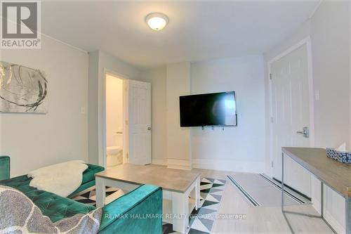 115 Carruthers Avenue, Ottawa, ON - Indoor