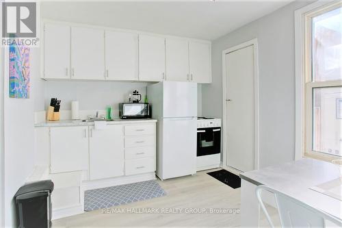 115 Carruthers Avenue, Ottawa, ON - Indoor Photo Showing Kitchen