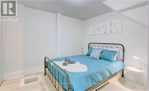 115 Carruthers Avenue, Ottawa, ON - Indoor Photo Showing Bedroom