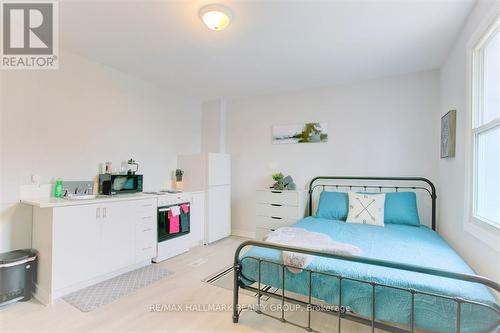 115 Carruthers Avenue, Ottawa, ON - Indoor Photo Showing Bedroom