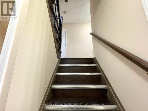 2218 Shadetree Avenue, Burlington, ON - Indoor Photo Showing Other Room