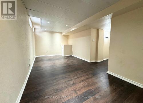 2218 Shadetree Avenue, Burlington, ON - Indoor Photo Showing Other Room