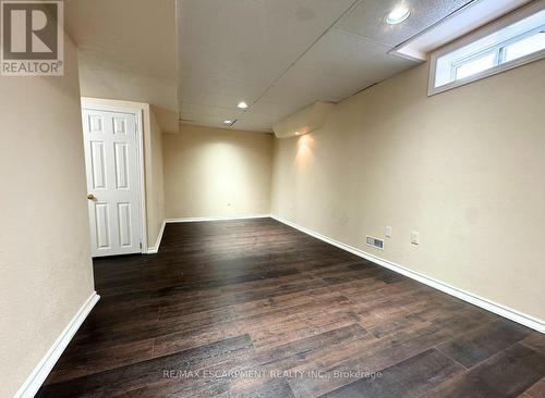 2218 Shadetree Avenue, Burlington, ON - Indoor