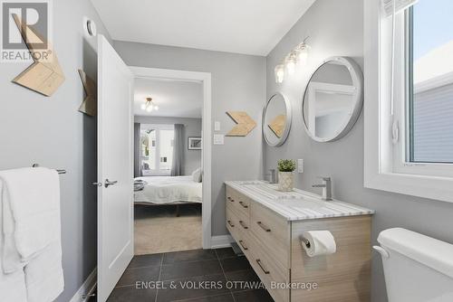 ensuite - 640 Meadowridge Circle, Ottawa, ON - Indoor Photo Showing Bathroom