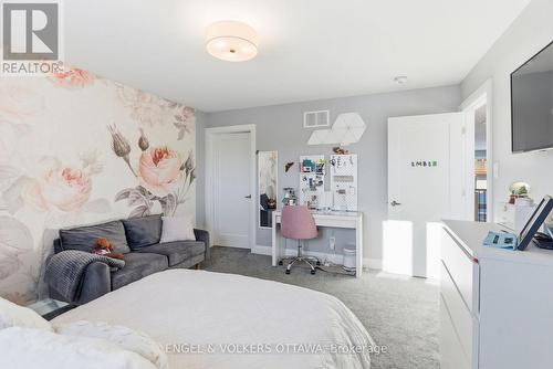 640 Meadowridge Circle, Ottawa, ON - Indoor Photo Showing Other Room