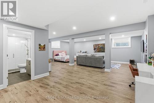 640 Meadowridge Circle, Ottawa, ON - Indoor