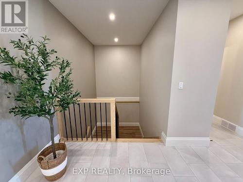 93 Bedell Drive, Mapleton, ON - Indoor Photo Showing Other Room