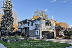 47 CHERRYHILL AVENUE  Toronto, ON M1C 1W9