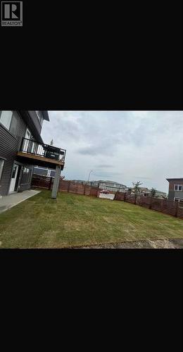 210 Lucas Close Nw, Calgary, AB - Outdoor
