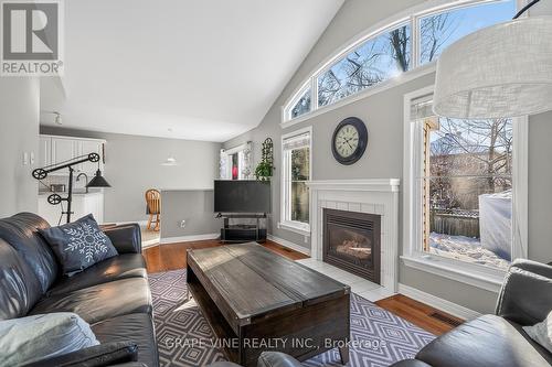 130 Springcreek Crescent, Ottawa, ON - Indoor Photo Showing Living Room With Fireplace