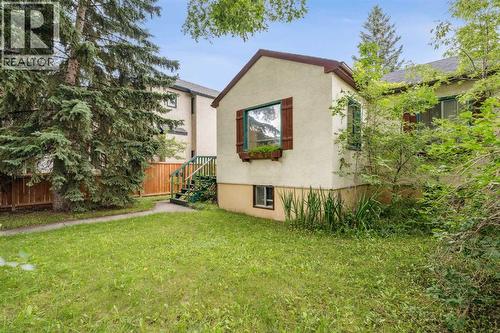 630 15 Avenue Ne, Calgary, AB - Outdoor