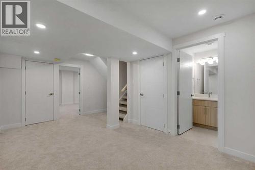 13 Penworth Close Se, Calgary, AB - Indoor