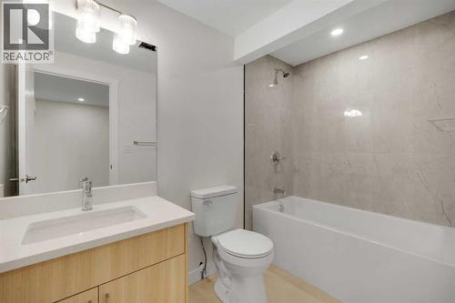 13 Penworth Close Se, Calgary, AB - Indoor Photo Showing Bathroom