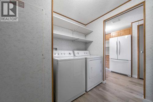 103 1 Avenue E, Bow Island, AB 