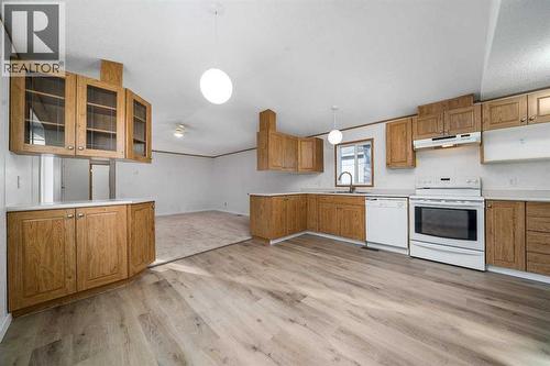 103 1 Avenue E, Bow Island, AB 