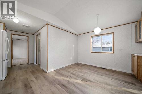 103 1 Avenue E, Bow Island, AB 