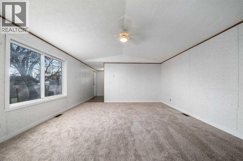 103 1 Avenue E, Bow Island, AB 