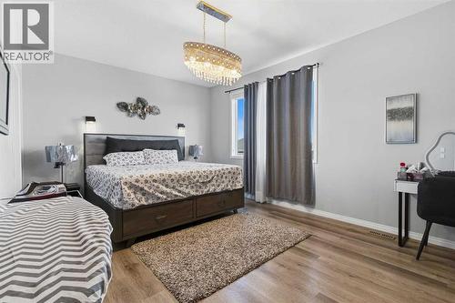 237 Windrow Crescent Sw, Airdrie, AB - Indoor Photo Showing Bedroom
