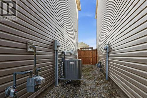 237 Windrow Crescent Sw, Airdrie, AB -  Photo Showing Other Room