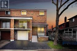 30 BROWNRIDGE CRESCENT  Toronto, ON M9V 4M5