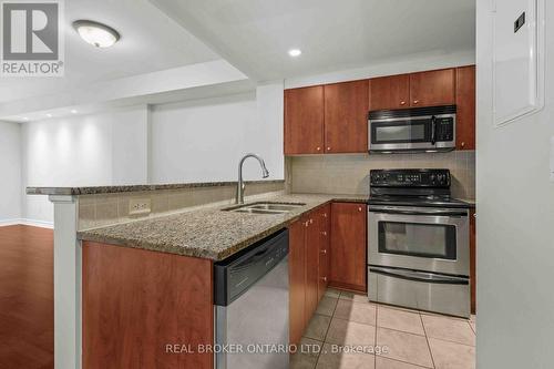 308 - 200 Besserer Street, Ottawa, ON - Indoor Photo Showing Kitchen With Double Sink