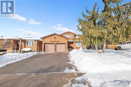 170 AMBER AVENUE  Oshawa, ON L1J 7V5