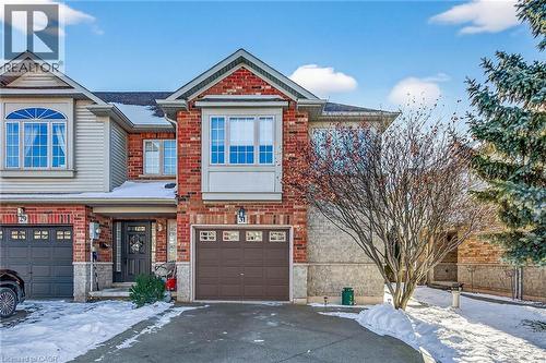 31 ELDERBERRY Avenue  Grimsby, ON L3M 5R5