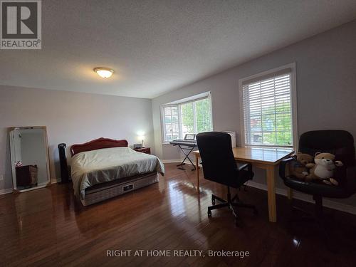 2nd Spacious bedroom with a Walk-in closet - 96 Maple Stand Way, Ottawa, ON - Indoor Photo Showing Bedroom