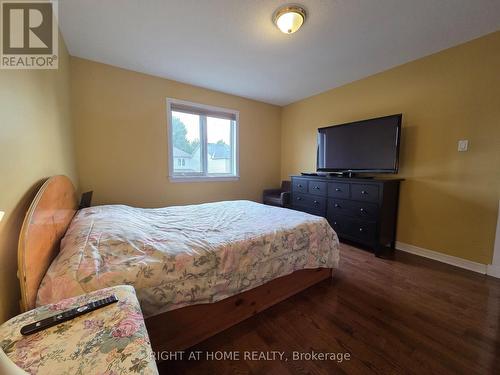 96 Maple Stand Way, Ottawa, ON - Indoor Photo Showing Bedroom