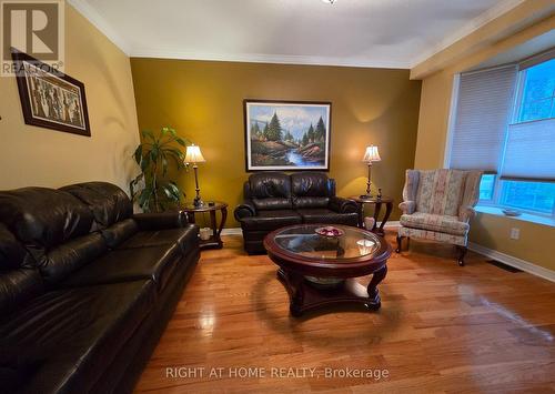 96 Maple Stand Way, Ottawa, ON - Indoor Photo Showing Living Room