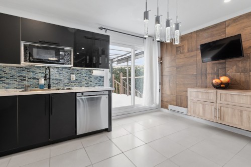 Kitchen - 471 Rue Imelda, Laval (Fabreville), QC - Indoor Photo Showing Kitchen