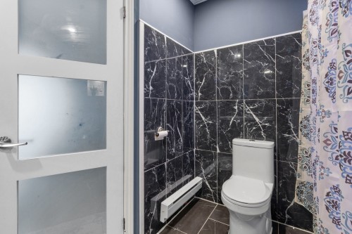 Bathroom - 471 Rue Imelda, Laval (Fabreville), QC - Indoor Photo Showing Bathroom